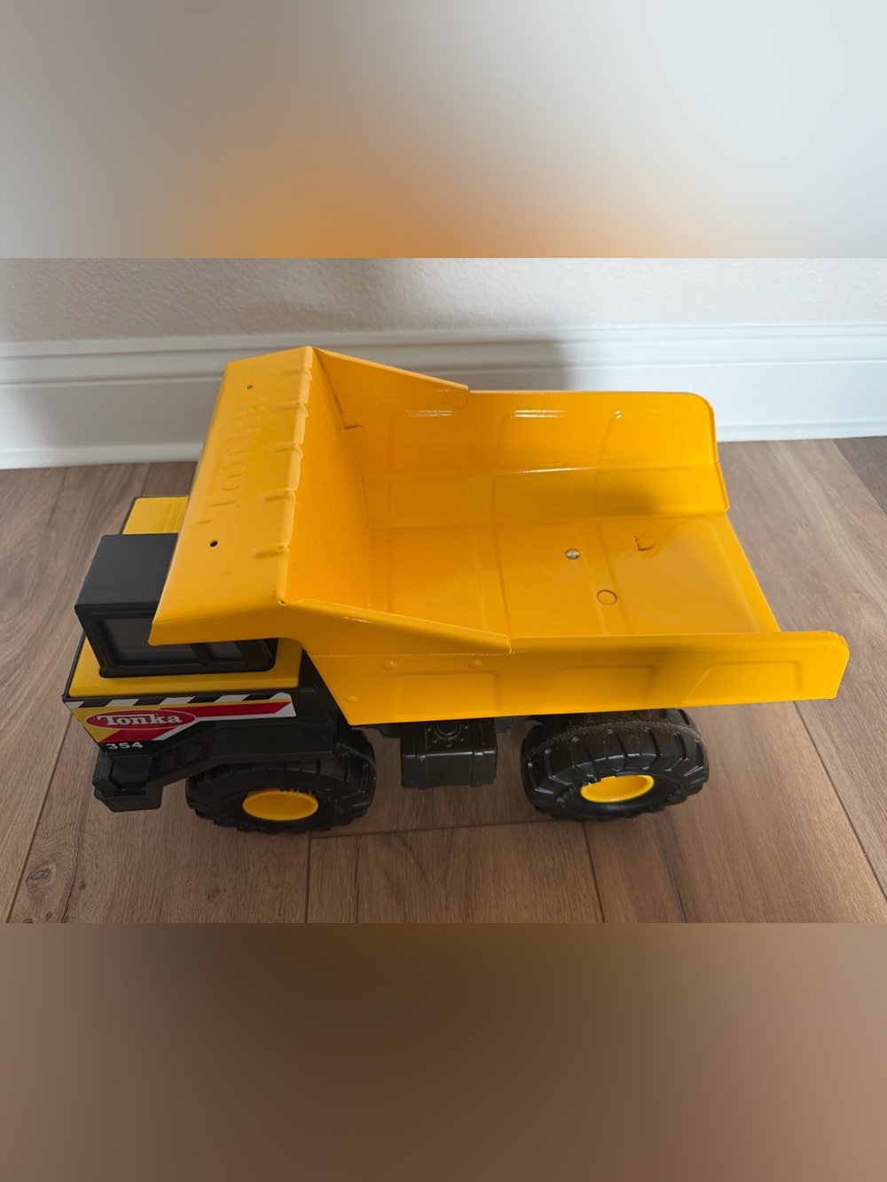 Tonka 354 Dump Yellow Metal Plastic Hasbro 2012 #93918
